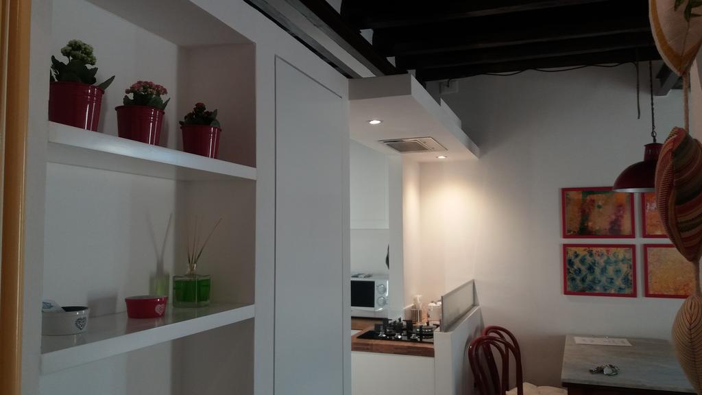 Il Cuore Di Trastevere_Design Apartment Rome Bagian luar foto